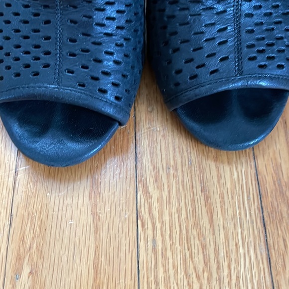 Lucky Brand Rozina Cutout Wedge Sandal - Picture 5 of 10